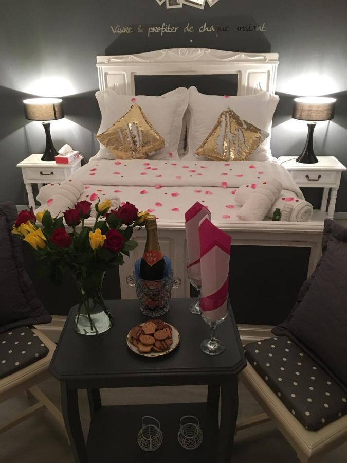Bienvenue Chez Zina Hotel Vesoul Esterno foto